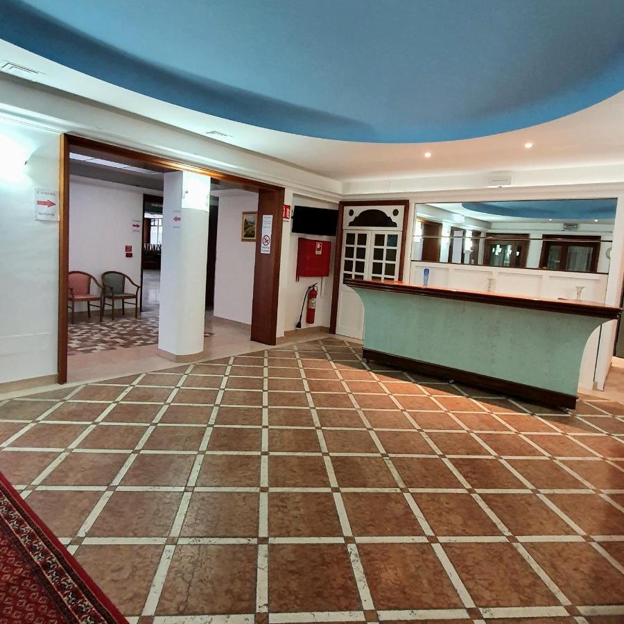 Hotel Perla Massa Lombarda Ngoại thất bức ảnh