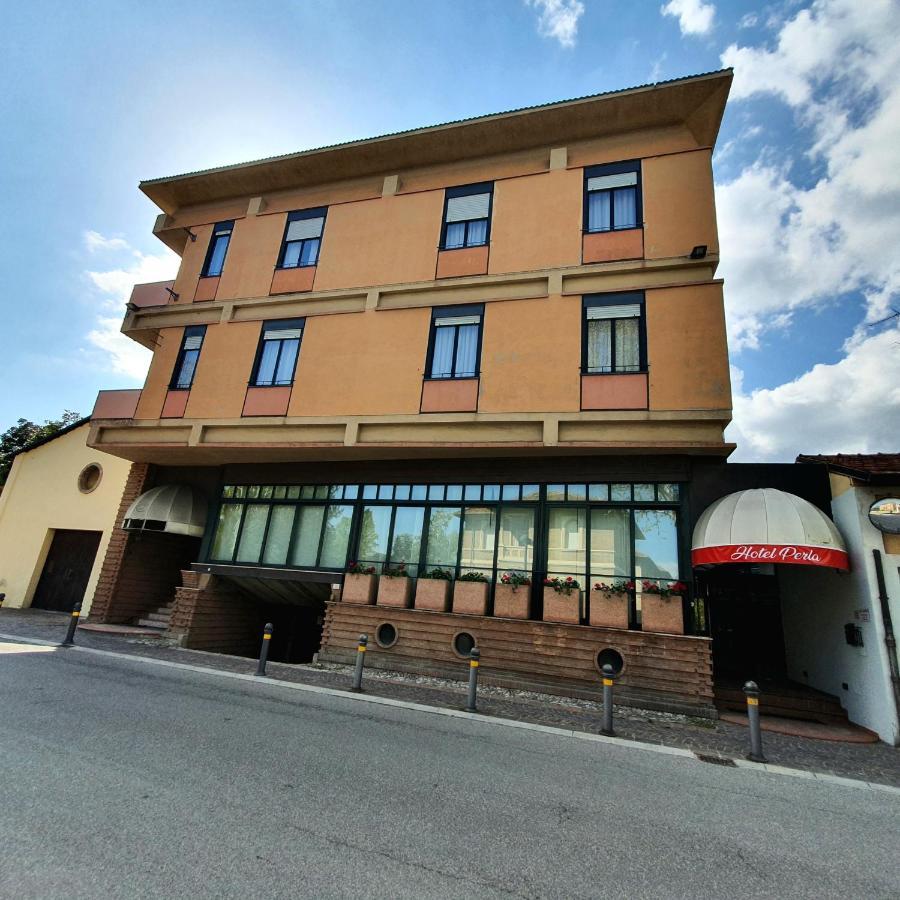 Hotel Perla Massa Lombarda Ngoại thất bức ảnh